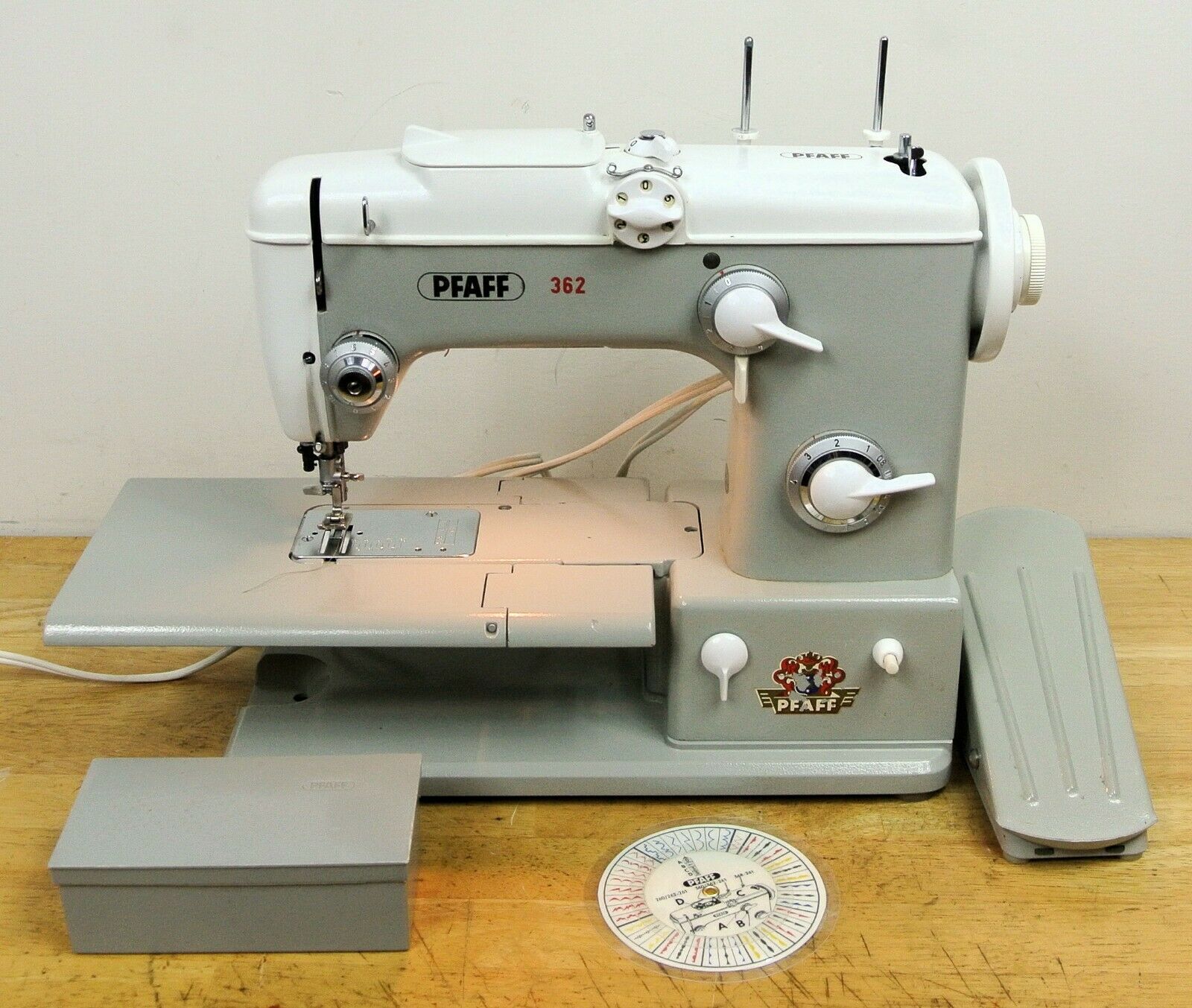 pfaff sewing machine model 362